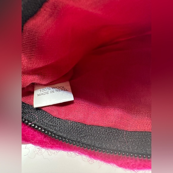 NWOT Pink Floral Felted Wool Zippered Coin Pouch- Fair Trade from Nepal - Picture 9 of 11